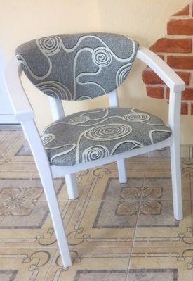 ➤Цена 3 216 грн  Купить Белый стул с подлокотниками деревянный Арко сиденье серое ➤Белый ➤Стулья деревянные➤Агросвит 1С➤440305638ПЛМ.3 фото