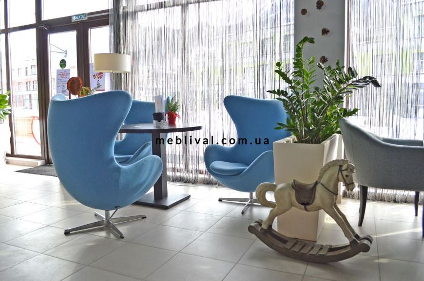 ➤Цена 22 314 грн  Купить Интерьерное кресло с высокой спинкой для отдыха ткань голубая арт040190.6 ➤Светло-голубой ➤Кресла мягкие➤Modern 8➤SDM066BLU.ВВ1 фото