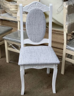 ➤Ціна 2 440 грн  Купити Деревянный стул для гостиной Леон белый декорированный резьбой обивка серая➤Сірий ➤Стулья деревянные➤Агросвит 1С➤440304033ПЛМ фото